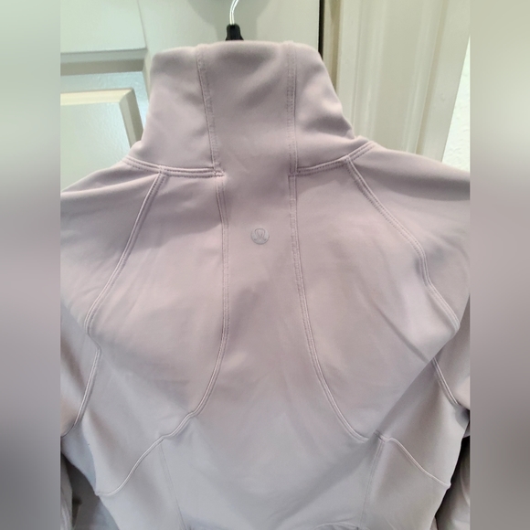 Lululemon Define Jacket - Picture 7 of 8